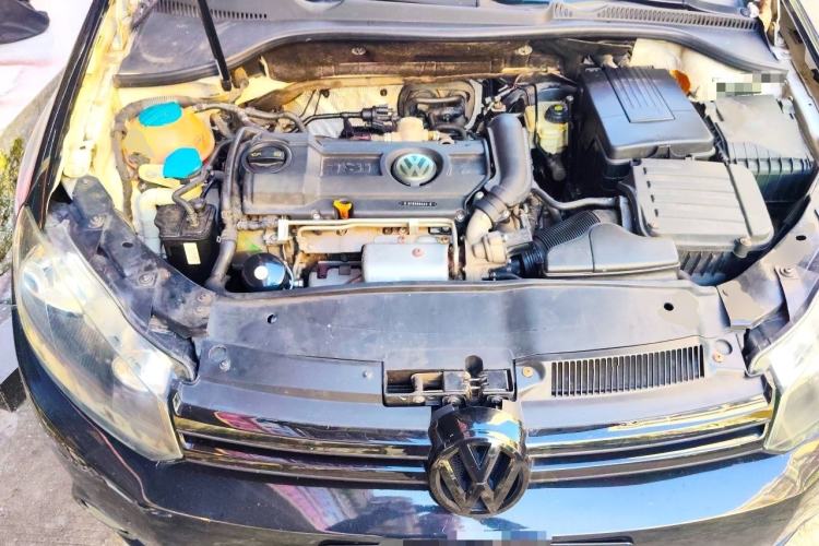 Used Volkswagen Golf 2012 1.4 TSI Automatic Comfort Edition Engine Bay