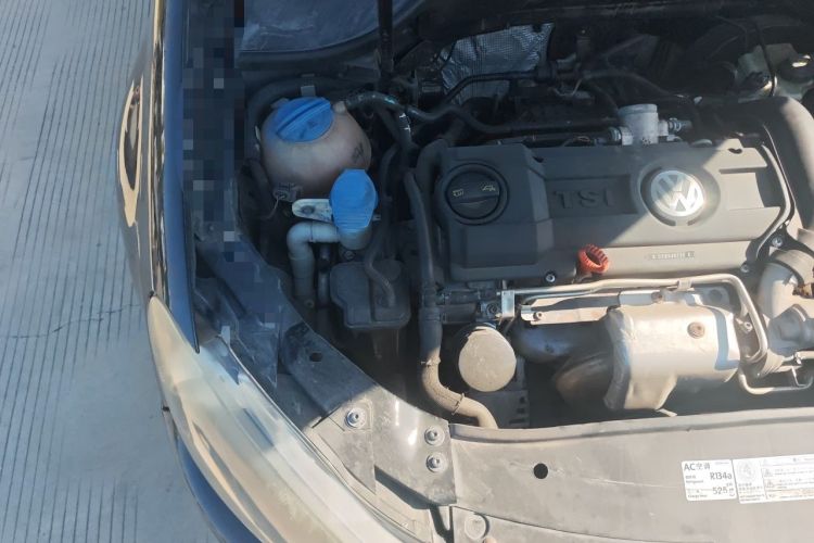 Used Volkswagen Golf 2012 1.4 TSI Manual Comfort Edition Engine Bay Right