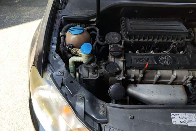 Used Volkswagen Golf 2012 1.6L Automatic Comfort Model Engine Bay Right