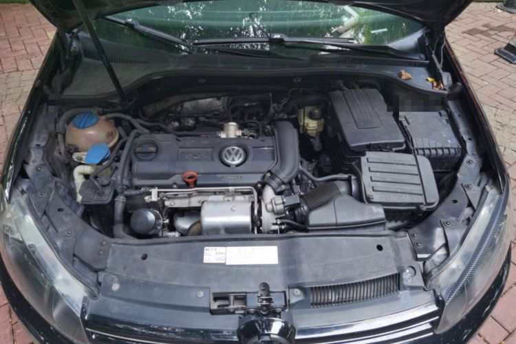 Used Volkswagen Golf 2012 1.4 TSI Automatic Comfort Edition Engine Bay