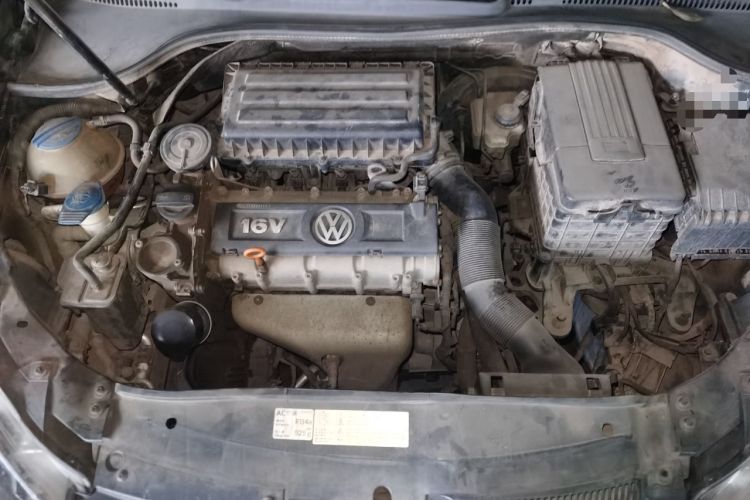 Used Volkswagen Golf 2012 1.6 Manual Comfort Edition Engine Bay