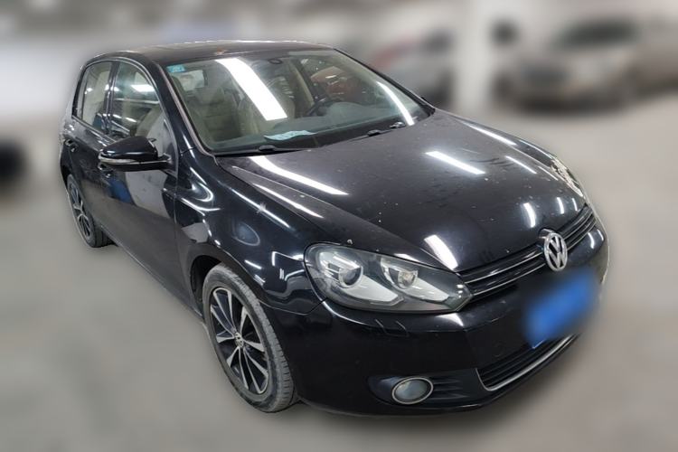 Used Volkswagen Golf 2012 1.4TSI Automatic Luxury Edition Front Right 45 Deg