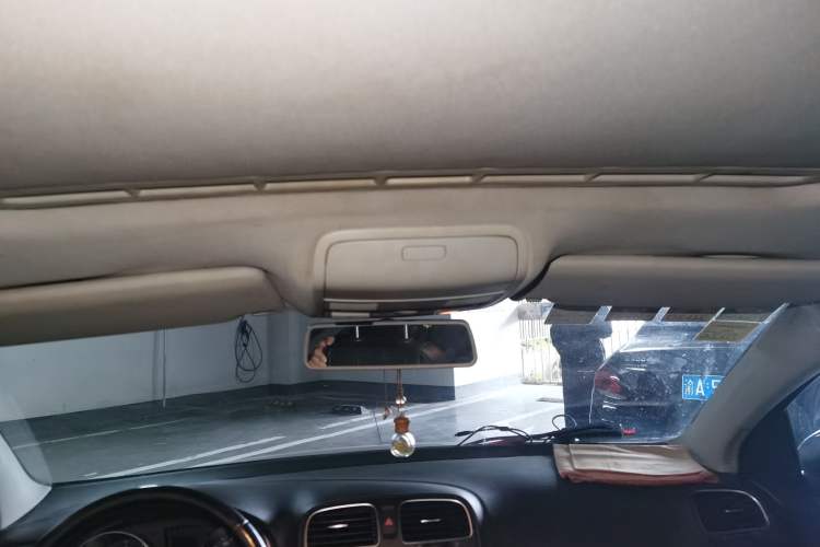 Used Volkswagen Golf 2012 1.6 Manual Comfort Edition Headliner