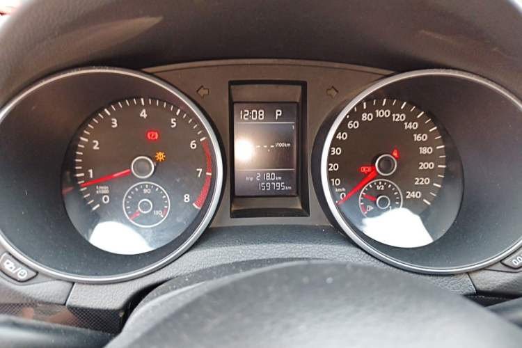 Used Volkswagen Golf 2012 1.4 TSI Automatic Comfort Edition Instrument Cluster