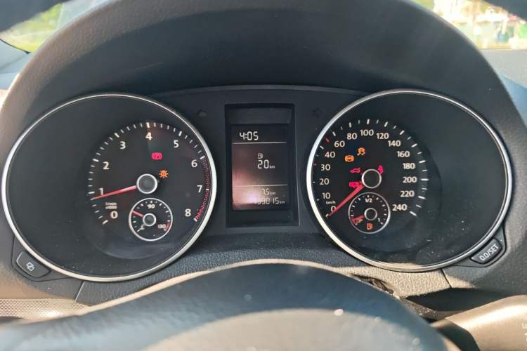 Used Volkswagen Golf 2012 1.4 TSI Manual Comfort Edition Instrument Cluster