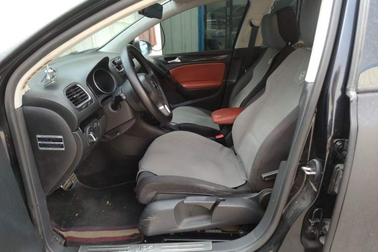 Used Volkswagen Golf 2012 1.4 TSI Automatic Comfort Edition Left Front Seat