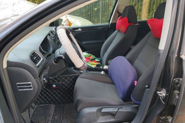 Used Volkswagen Golf 2012 1.6L Automatic Comfort Model Left Front Seat