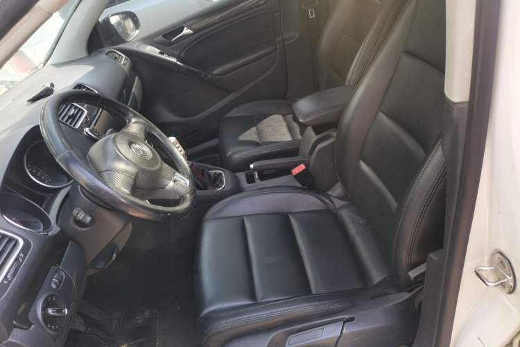 Used Volkswagen Golf 2012 1.4 TSI Manual Comfort Edition Left Front Seat