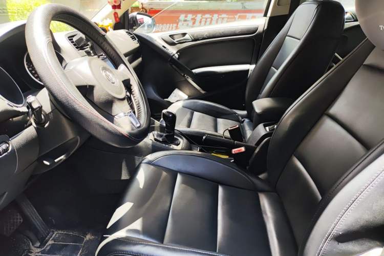 Used Volkswagen Golf 2012 1.6L Automatic Comfort Model Left Front Seat