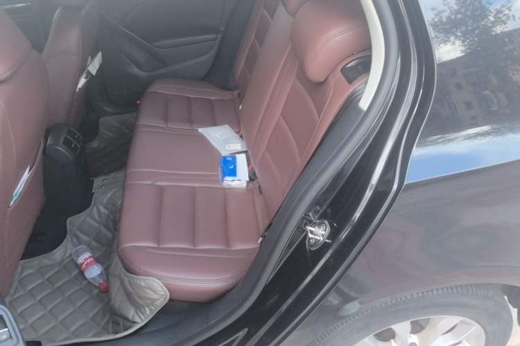 Used Volkswagen Golf 2012 1.6L Automatic Comfort Model Left Rear Seat