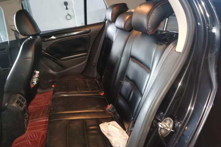 Used Volkswagen Golf 2012 1.6 Manual Comfort Edition Left Rear Seat