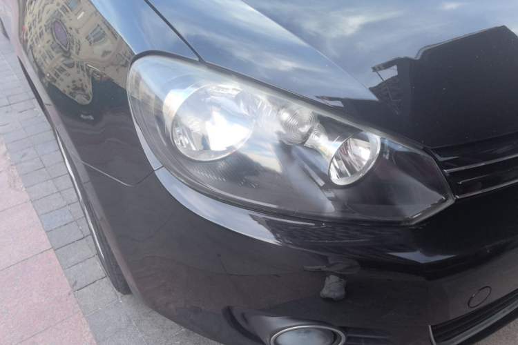 Used Volkswagen Golf 2012 1.6L Automatic Comfort Model Right Front Headlight