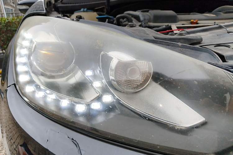 Used Volkswagen Golf 2012 1.4 TSI Automatic Comfort Edition Right Front Headlight