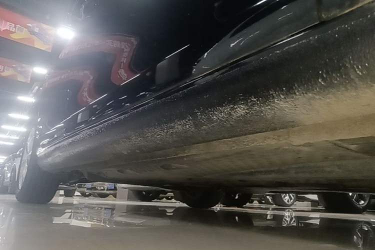 Used Volkswagen Golf 2012 1.4 TSI BlueMotion Edition Right Side Sill