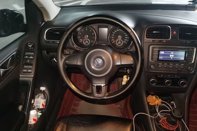 Used Volkswagen Golf 2012 1.6 Manual Comfort Edition Steering Wheel