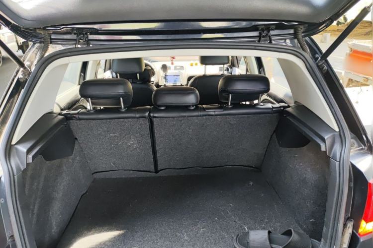 Used Volkswagen Golf 2012 1.6L Automatic Comfort Model Trunk