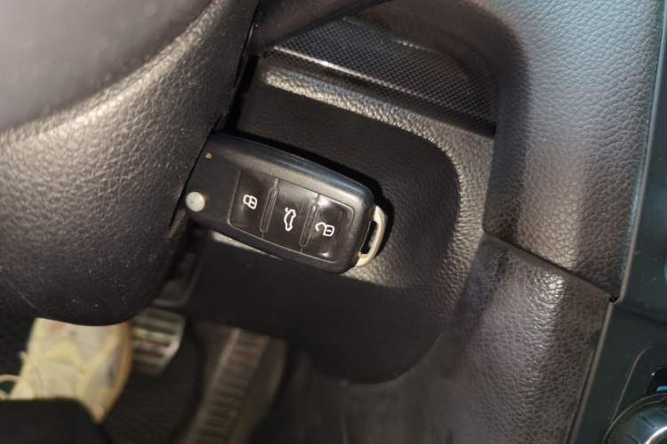 Used Volkswagen Golf 2012 1.4 TSI Automatic Comfort Edition Vehicle Key