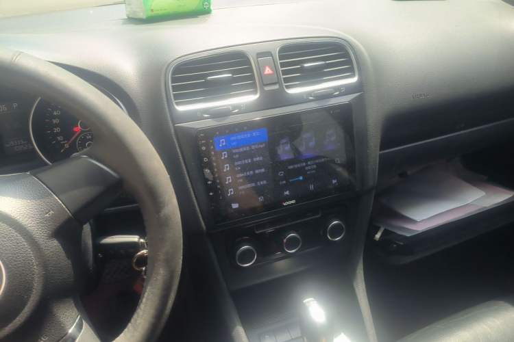 Used Volkswagen Golf 2012 1.4 TSI Automatic Comfort Edition Audio And AC Panel