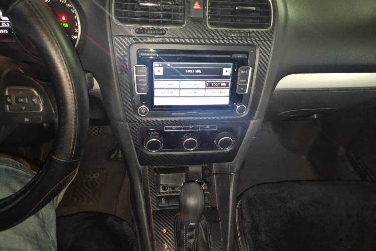 Used Volkswagen Golf 2012 1.4 TSI BlueMotion Edition Audio And AC Panel