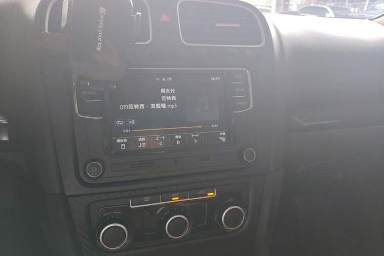 Used Volkswagen Golf 2012 1.4 TSI Automatic Comfort Edition Audio And AC Panel