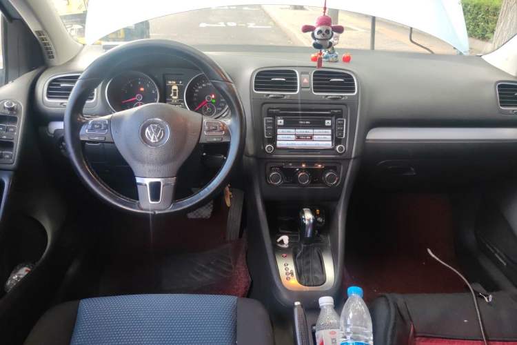 Used Volkswagen Golf 2012 1.4 TSI BlueMotion Edition Center Console