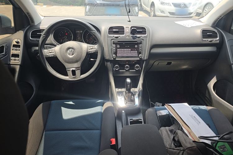 Used Volkswagen Golf 2012 1.4 TSI BlueMotion Edition Center Console
