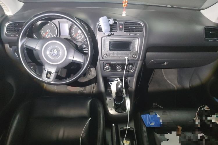 Used Volkswagen Golf 2012 1.4 TSI Automatic Comfort Edition Center Console
