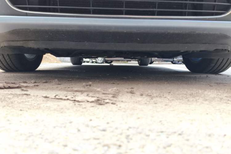 Used Volkswagen Golf 2012 1.4TSI Automatic Luxury Edition Chassis Front