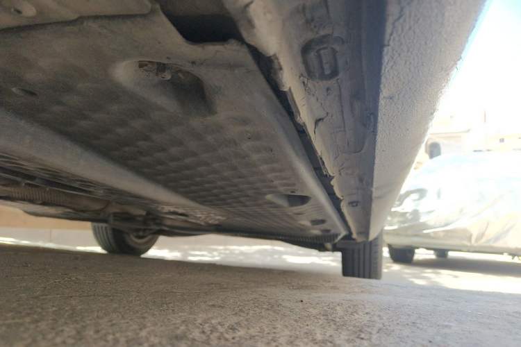 Used Volkswagen Golf 2012 1.6L Automatic Fashion Model Chassis Front Left