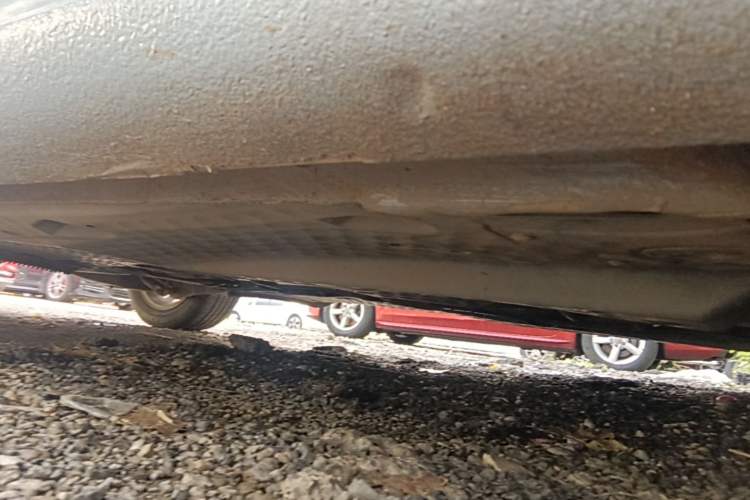 Used Volkswagen Golf 2012 1.6L Automatic Comfort Model Chassis Front Right