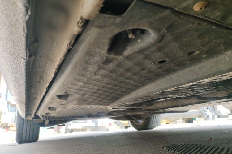Used Volkswagen Golf 2012 1.6L Automatic Comfort Model Chassis Front Right