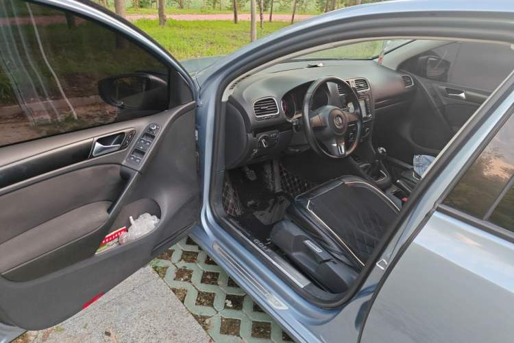 Used Volkswagen Golf 2012 1.4 TSI Manual Comfort Edition Driver Seat