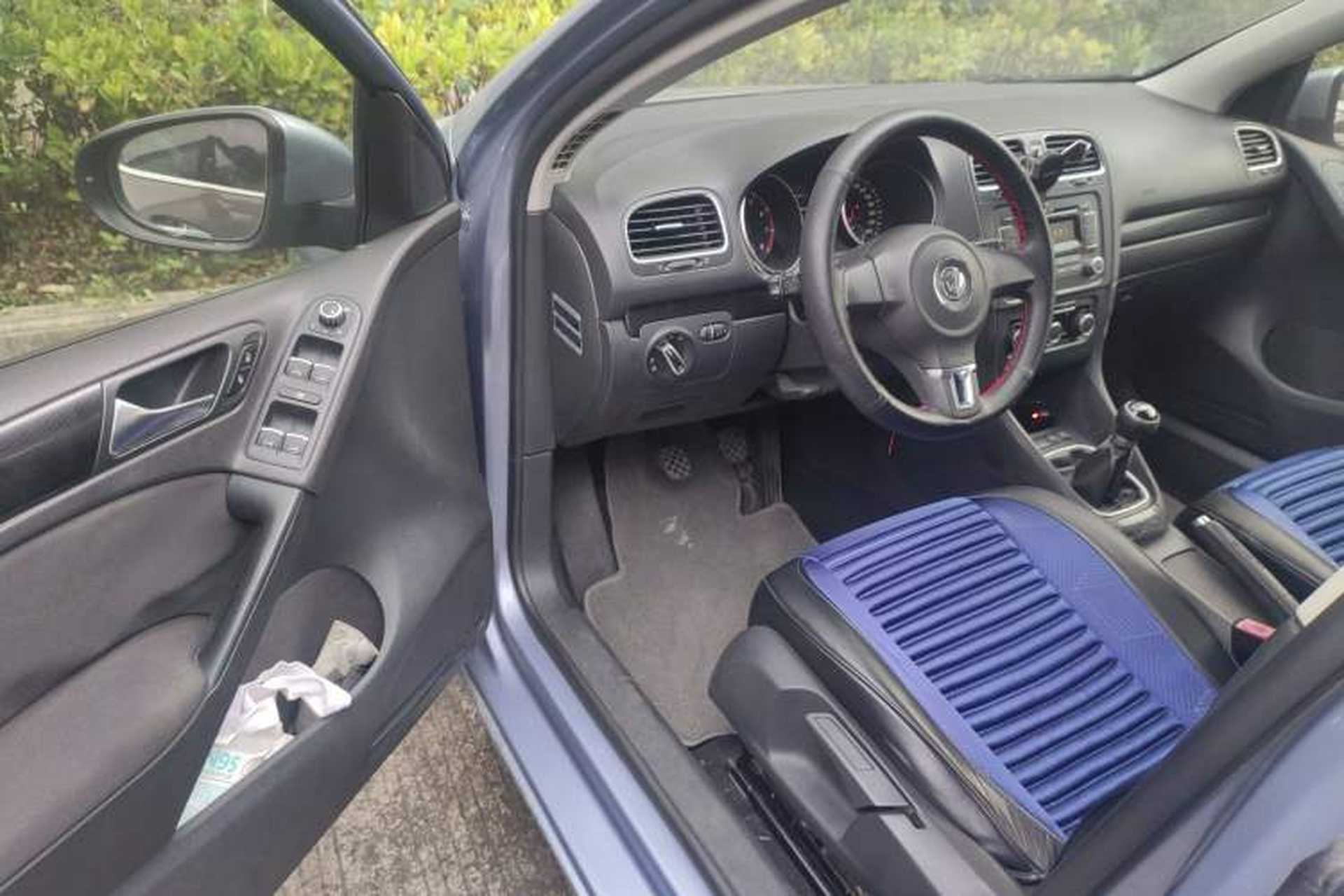Used Volkswagen Golf 2012 1.6 Manual Comfort Edition Driver Seat
