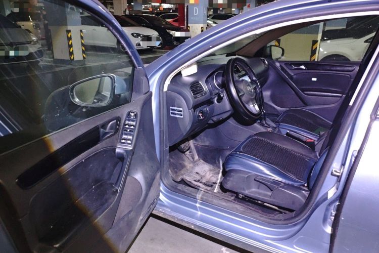 Used Volkswagen Golf 2012 1.6L Automatic Comfort Model Driver Seat