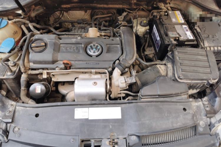 Used Volkswagen Golf 2012 1.4 TSI BlueMotion Edition Engine Bay