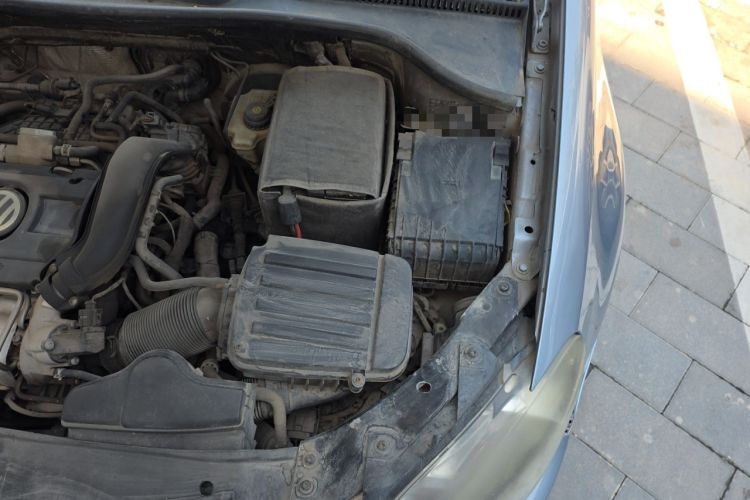 Used Volkswagen Golf 2012 1.4 TSI Manual Comfort Edition Engine Bay Left