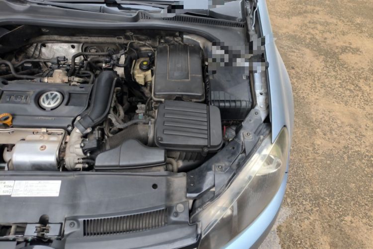 Used Volkswagen Golf 2012 1.4TSI Automatic Luxury Edition Engine Bay Left
