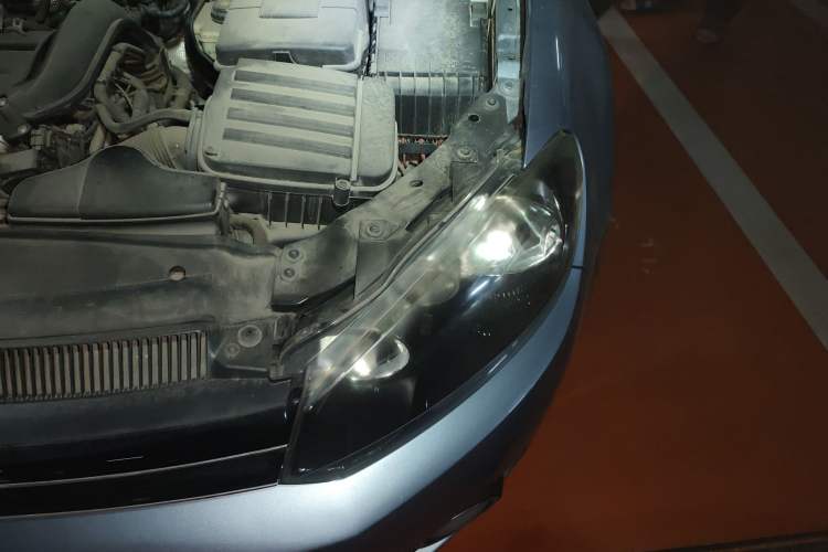 Used Volkswagen Golf 2012 1.4 TSI Automatic Comfort Edition Engine Bay Left