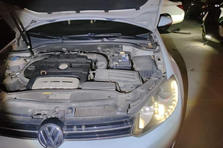 Used Volkswagen Golf 2012 1.4TSI Luxury Convertible Edition Engine Bay Left