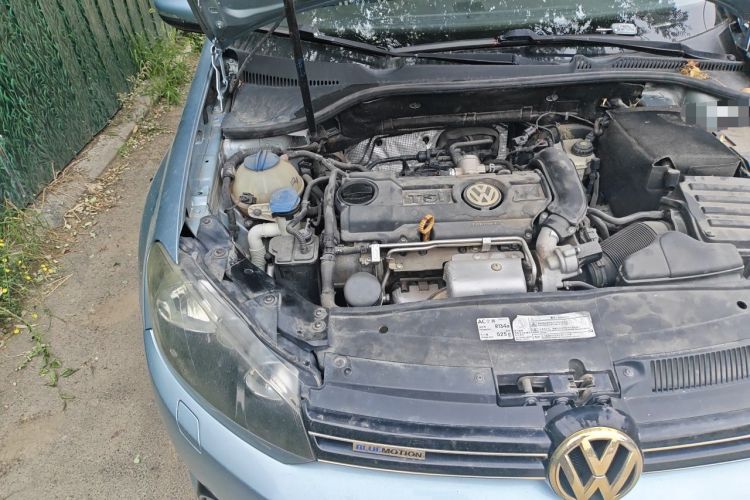 Used Volkswagen Golf 2012 1.4 TSI BlueMotion Edition Engine Bay Right