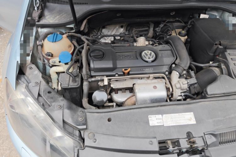 Used Volkswagen Golf 2012 1.4 TSI BlueMotion Edition Engine Bay Right