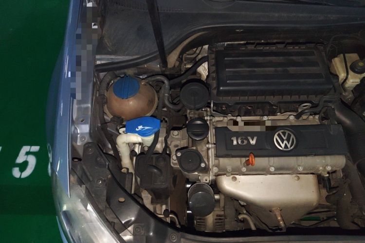 Used Volkswagen Golf 2012 1.6L Automatic Comfort Model Engine Bay Right