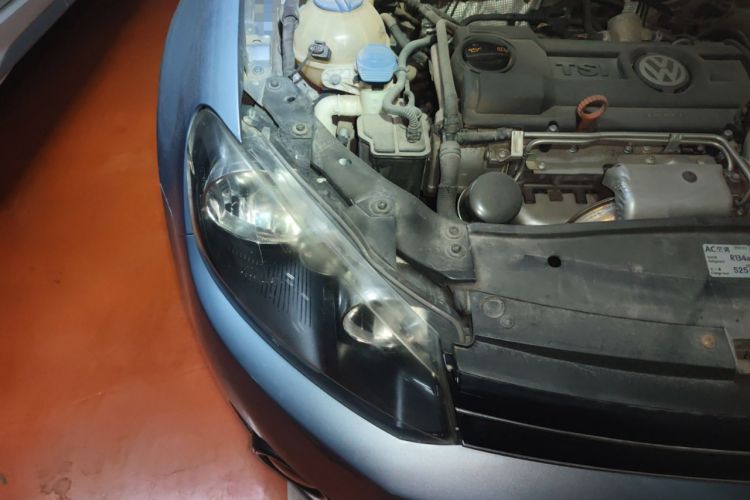 Used Volkswagen Golf 2012 1.4 TSI Automatic Comfort Edition Engine Bay Right