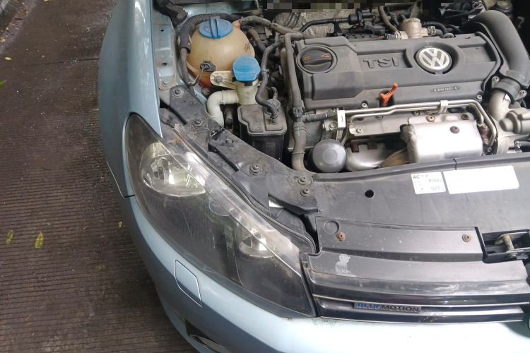Used Volkswagen Golf 2012 1.4 TSI BlueMotion Edition Engine Bay Right
