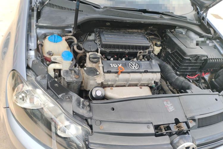 Used Volkswagen Golf 2012 1.6L Automatic Comfort Model Engine Bay Right