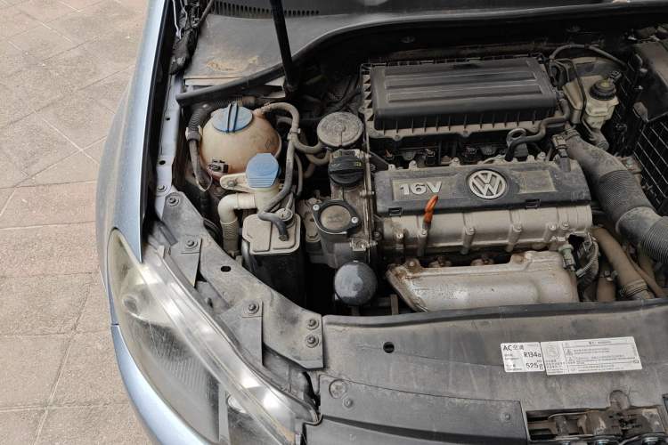 Used Volkswagen Golf 2012 1.6L Automatic Comfort Model Engine Bay Right
