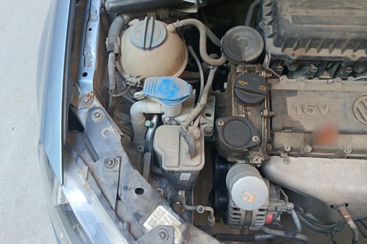Used Volkswagen Golf 2012 1.6 Manual Comfort Edition Engine Bay Right