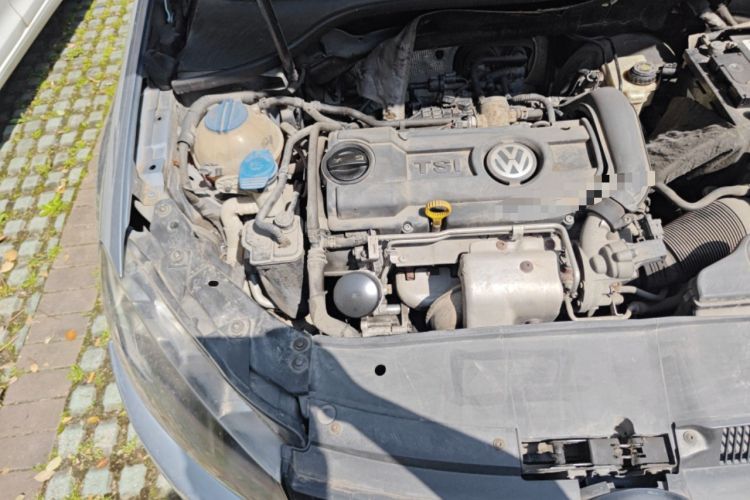 Used Volkswagen Golf 2012 1.4 TSI Manual Comfort Edition Engine Bay Right