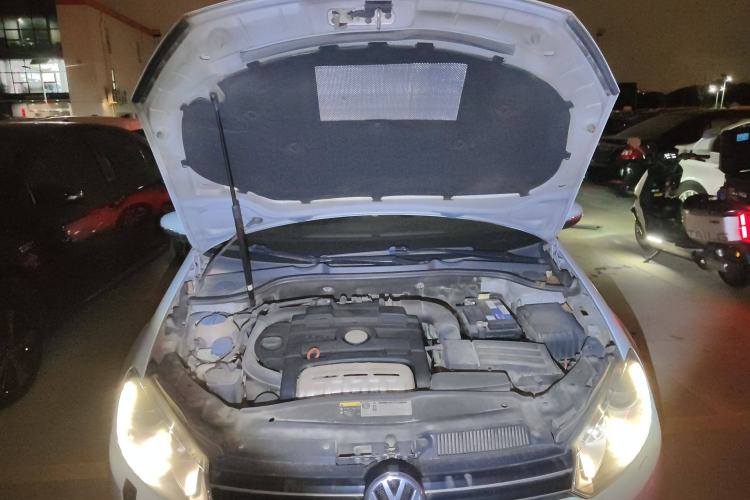 Used Volkswagen Golf 2012 1.4TSI Luxury Convertible Edition Engine Bay