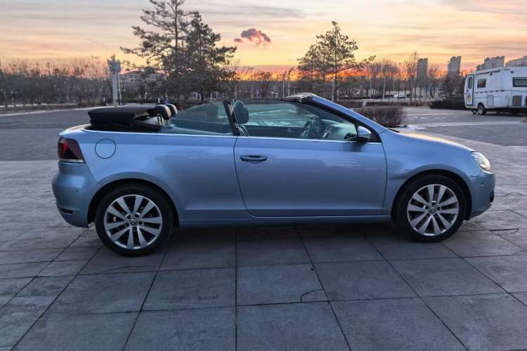 Used Volkswagen Golf 2012 1.4TSI Luxury Convertible Edition Exterior 3